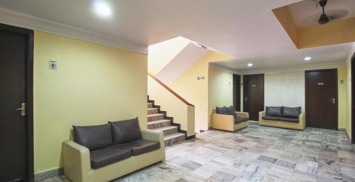 Hotel Golden Palace Pvt Ltd Мумбаї Екстер'єр фото